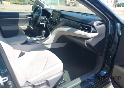 2021 Toyota Camry Se z USA, uszkodzony, nr VIN 4T1G11AKXMU523439